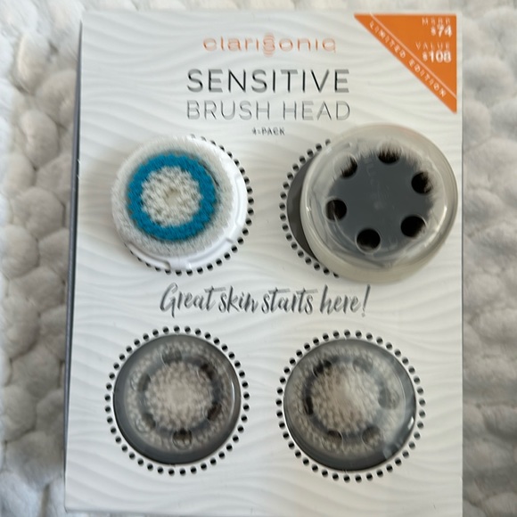 Clarisonic Skincare Clarisonic Brushes Poshmark